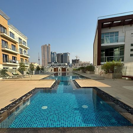 Sophisticated 1Br Apartment In Oxford Residence Dubai Exterior photo